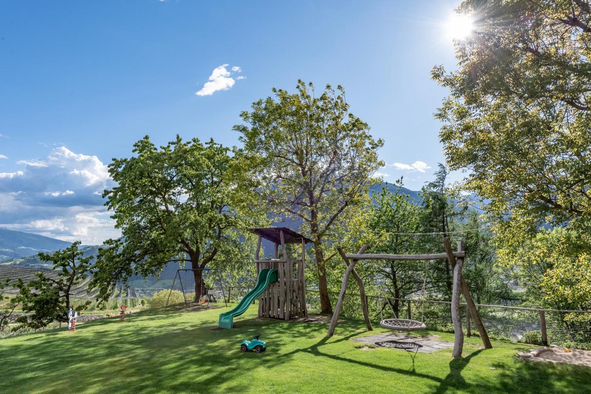 Trinnerhof- Hof Chalets Und Obsthof Mit Zimmer Natz-Schabs Exterior photo